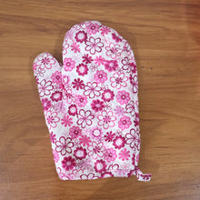 Oven-Mitt-and-Pot-Holder-09 - Indigenous Shop